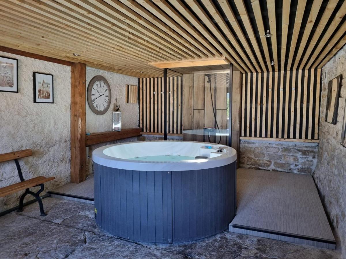 Gite De L'Ancheronne 12 Couchages Spa Lavans-sur-Valouse المظهر الخارجي الصورة